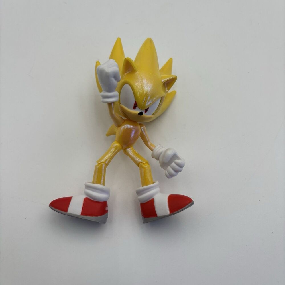JAKKS Pacific Sonic Hedgehog Super Sonic 4in Figure Pearlescent Iridescent 2023